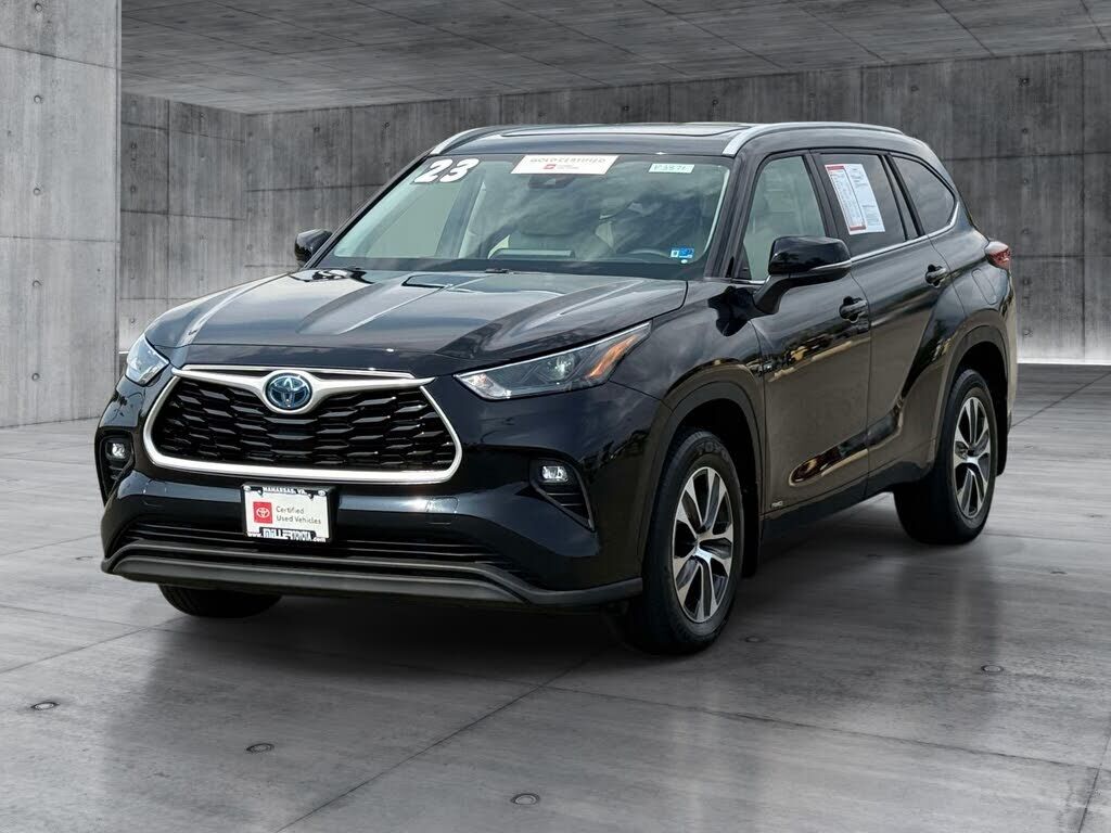 2023 TOYOTA Highlander