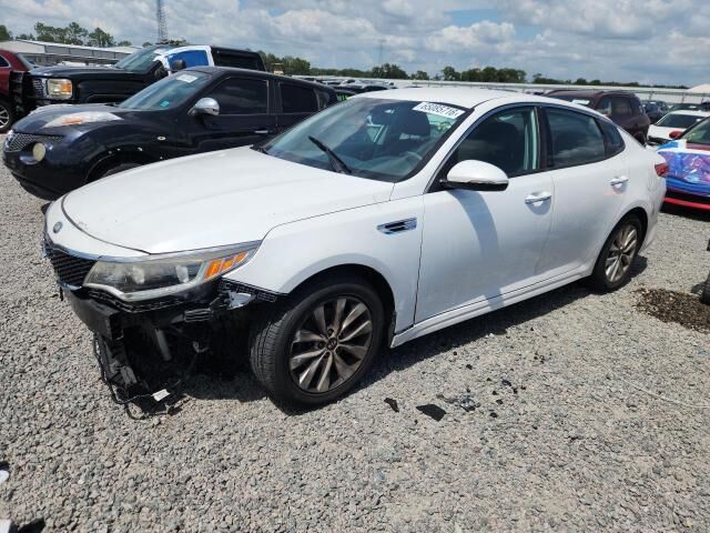 2017 KIA Optima
