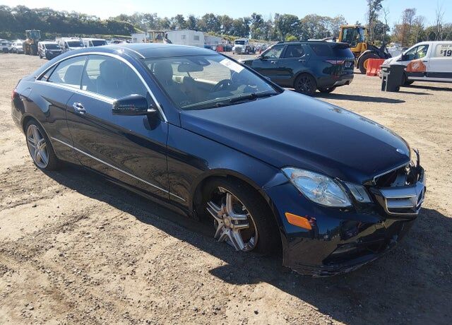 2013 MERCEDES-BENZ E-Class