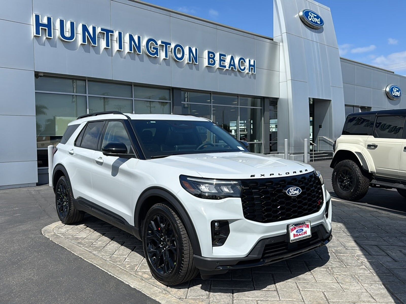 2027 FORD Explorer