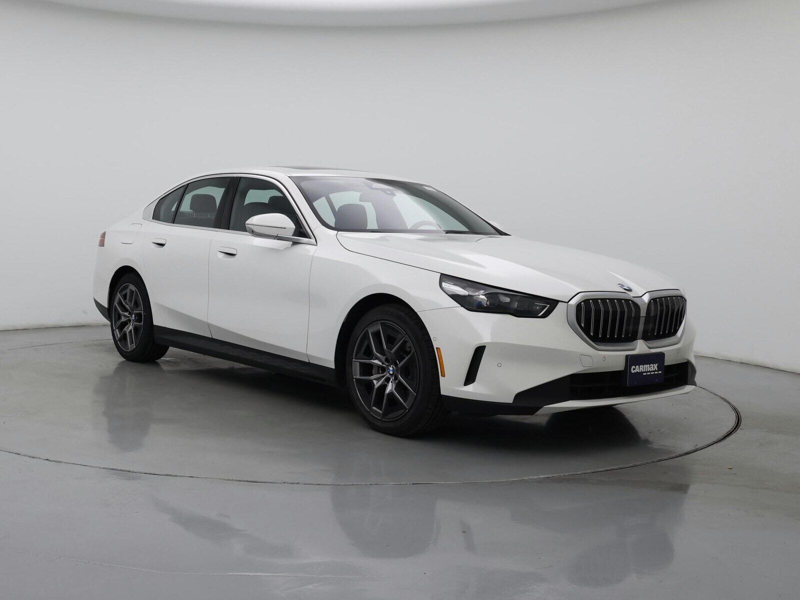 2026 BMW 530i