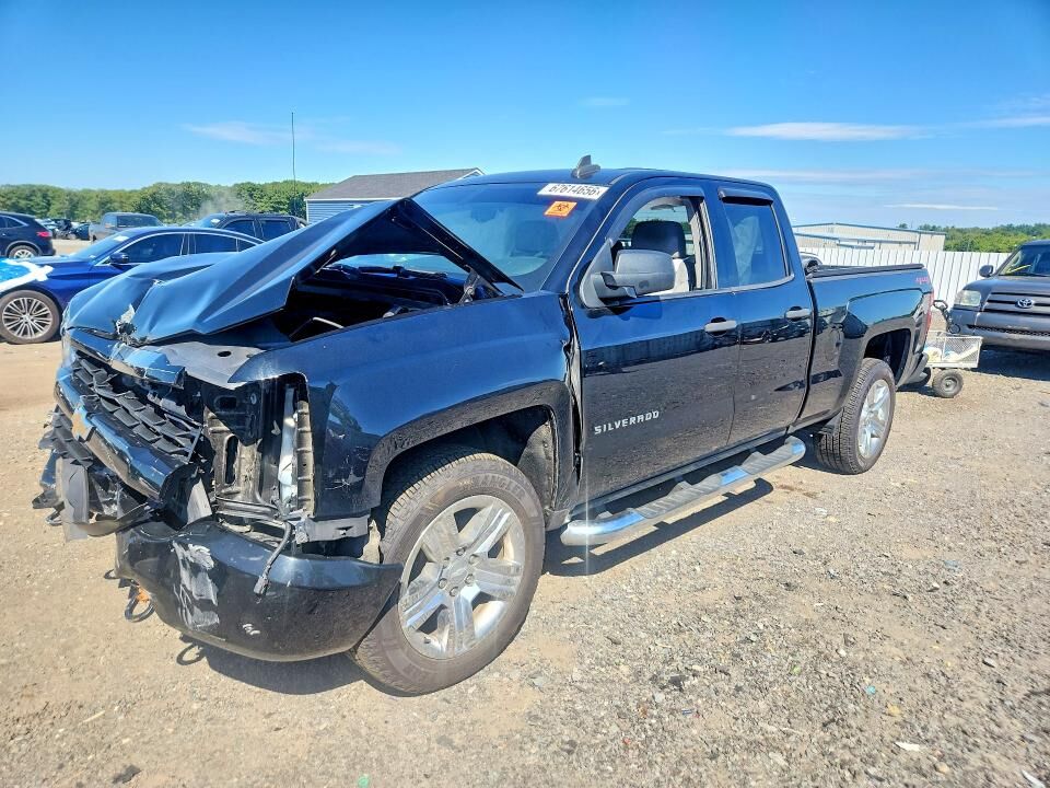 2018 CHEVROLET Silverado
