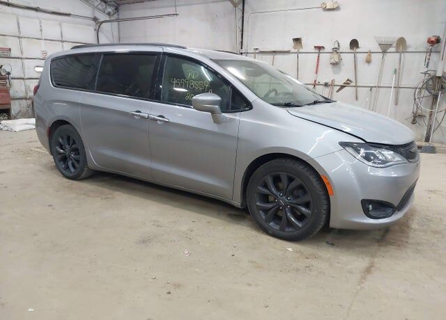2020 CHRYSLER Pacifica
