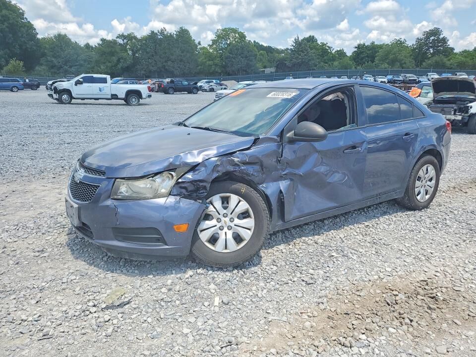 2013 CHEVROLET Cruze
