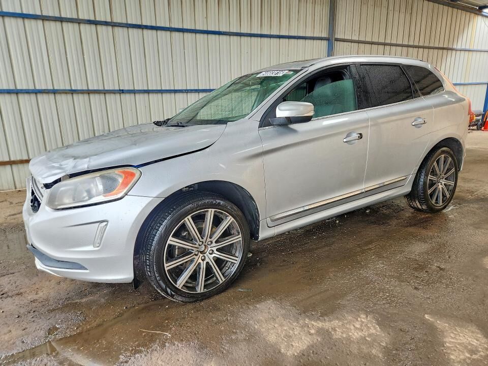 2015 VOLVO XC60