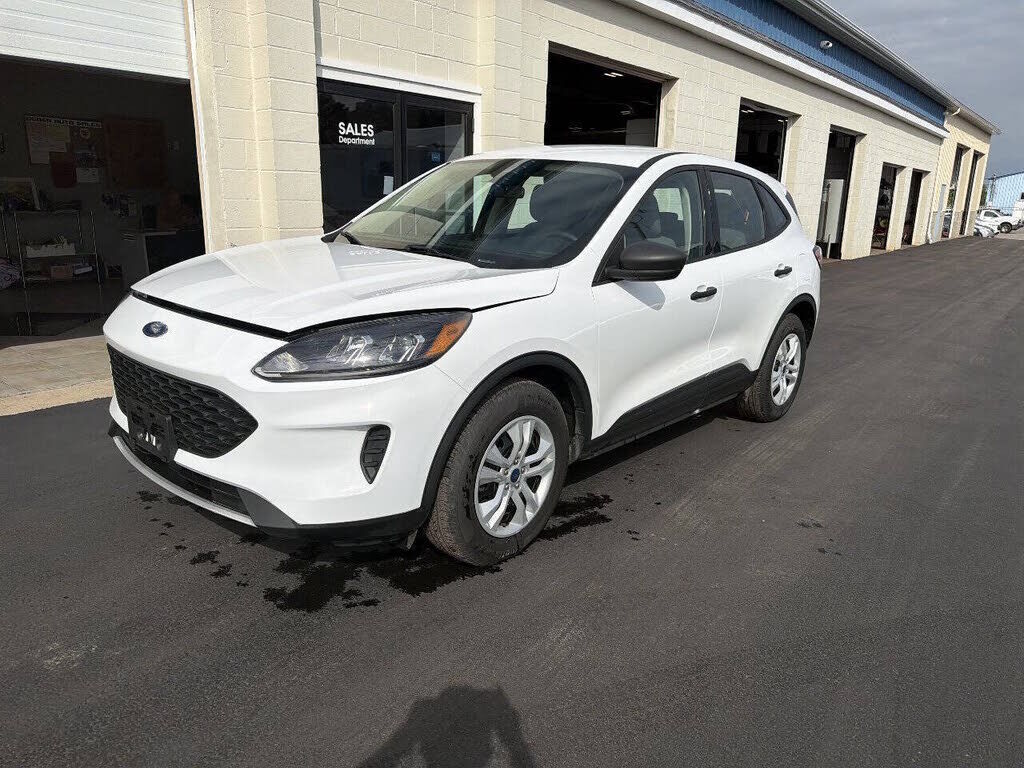 2020 FORD Escape