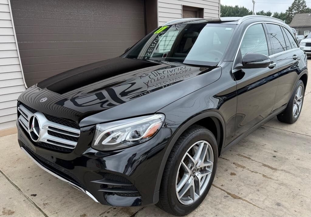 2017 MERCEDES-BENZ GLC-Class