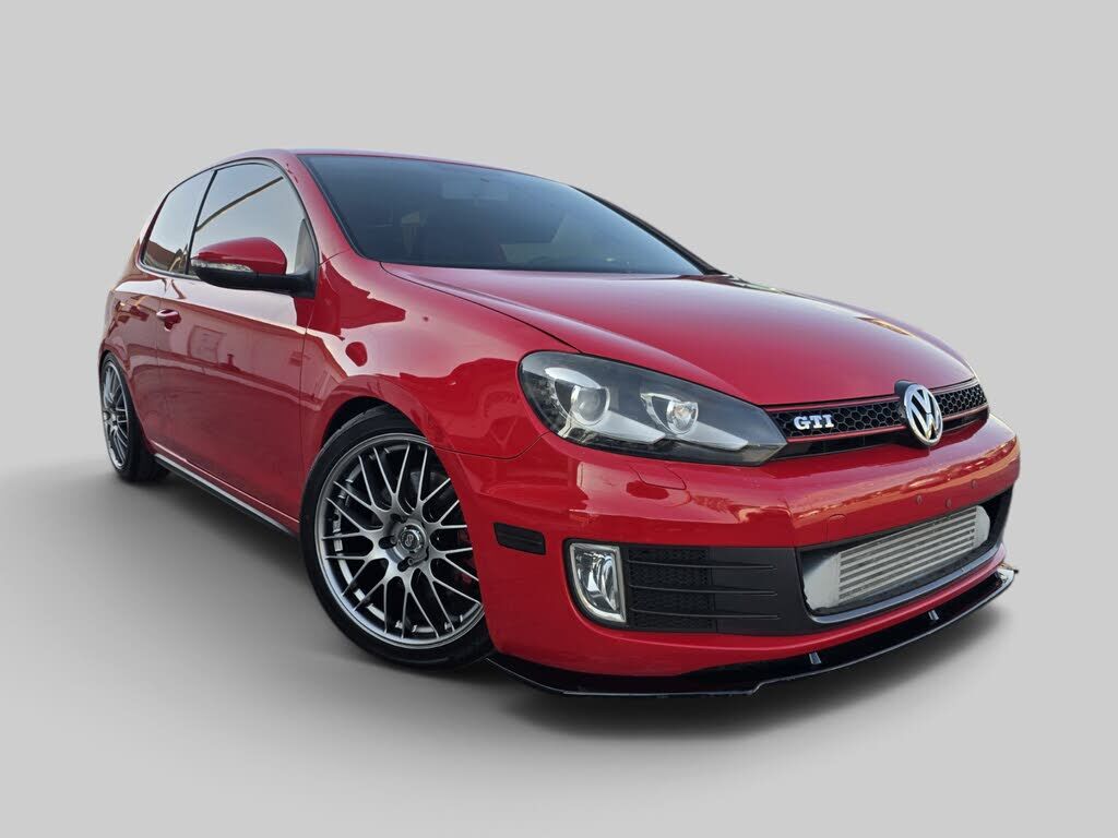 2013 VOLKSWAGEN Golf GTI
