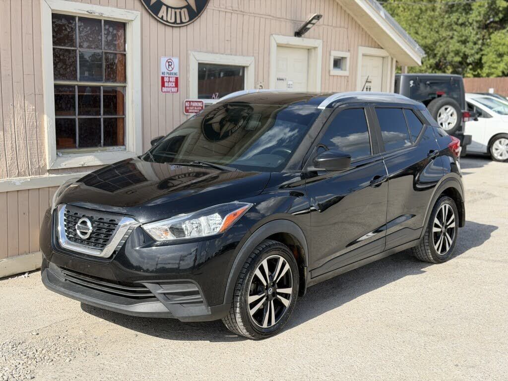 2019 NISSAN Kicks
