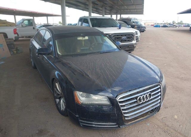 2011 AUDI A8