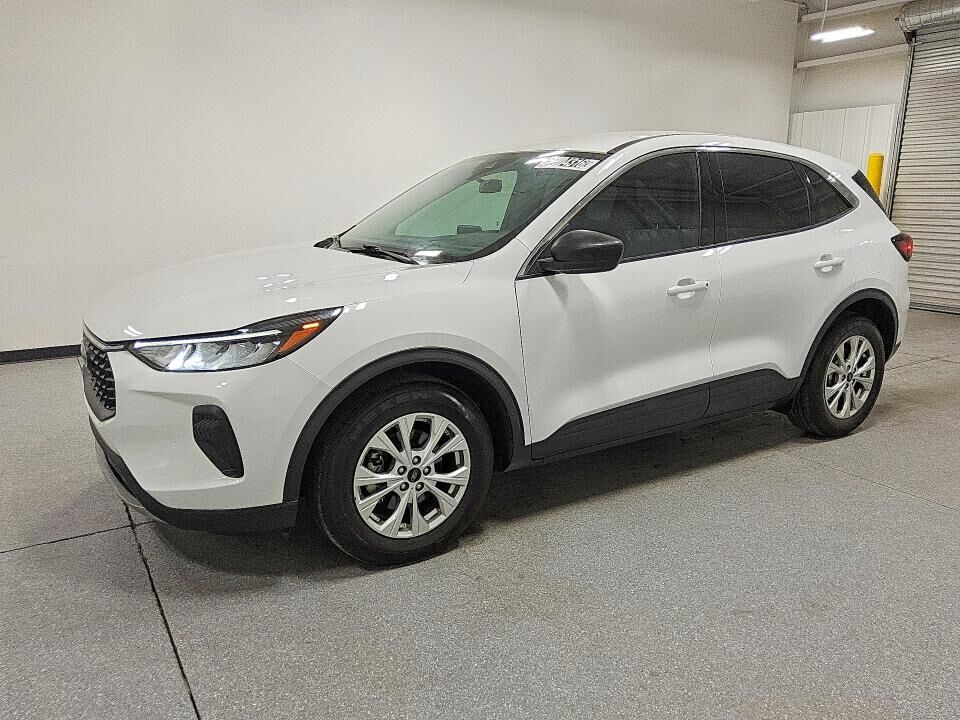 2023 FORD Escape