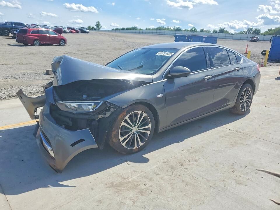 2018 BUICK Regal