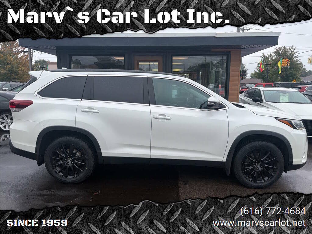 2019 TOYOTA Highlander
