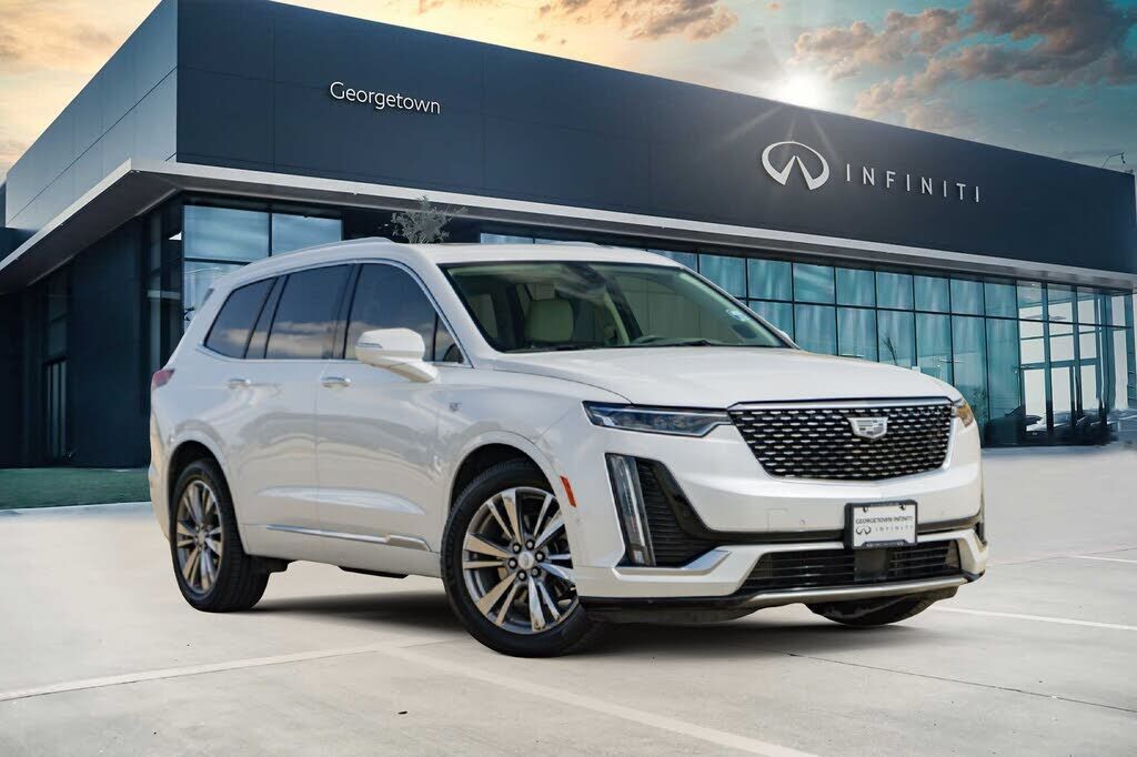 2022 CADILLAC XT6