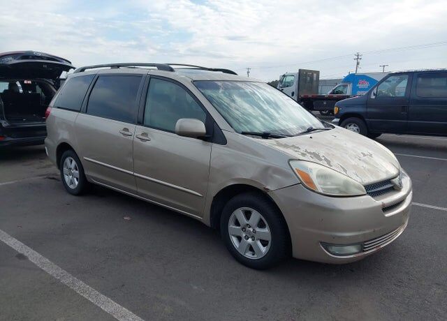 2005 TOYOTA Sienna