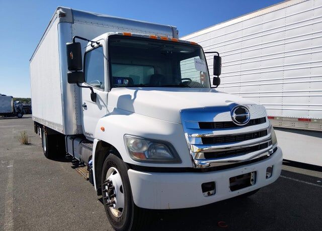 2012 HINO Incomplete Vehicle