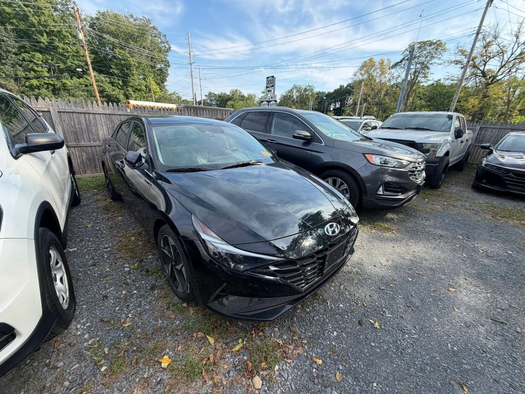 2023 HYUNDAI Elantra