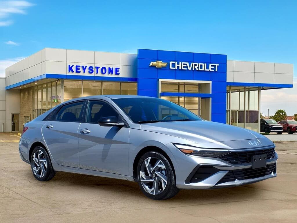 2025 HYUNDAI Elantra
