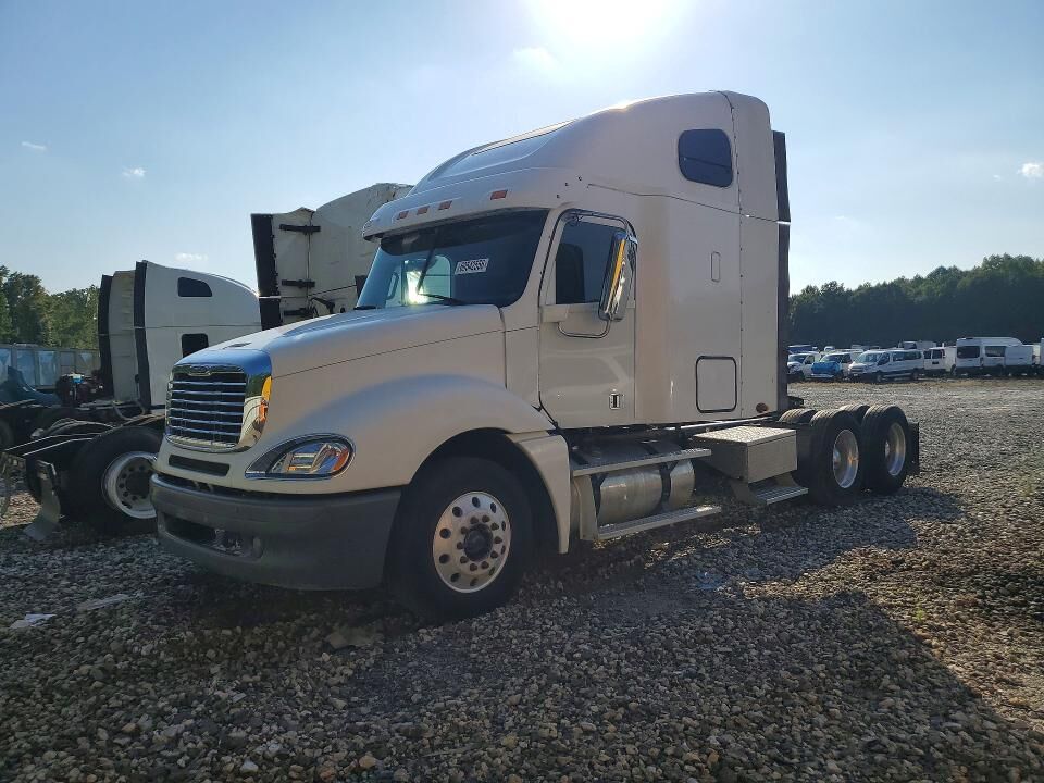 2014 FREIGHTLINER Columbia