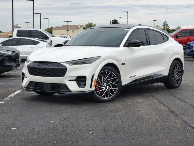 2022 FORD Mach-E