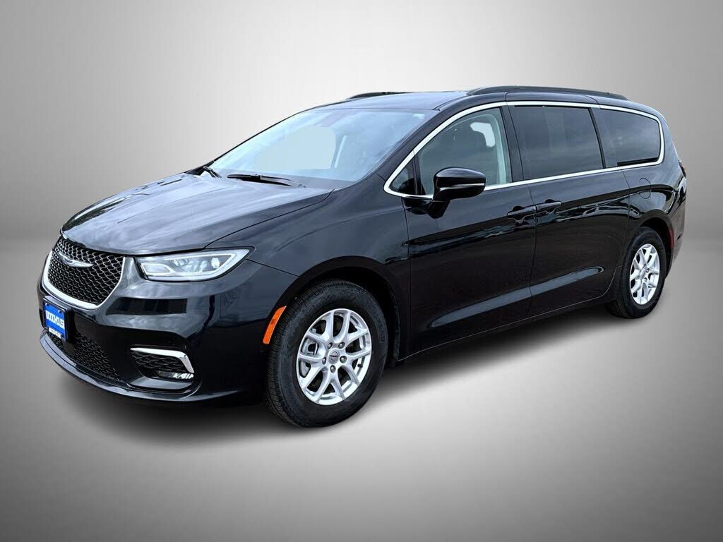 2022 CHRYSLER Pacifica