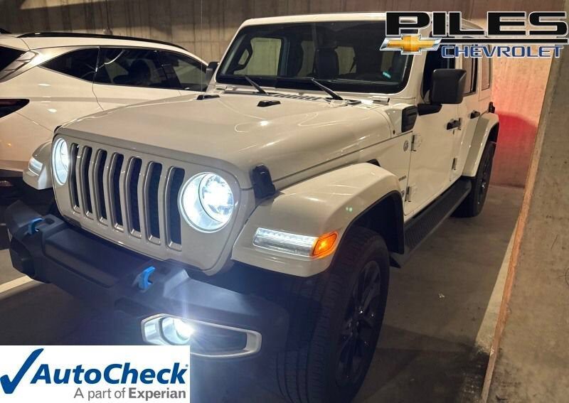 2023 JEEP Wrangler