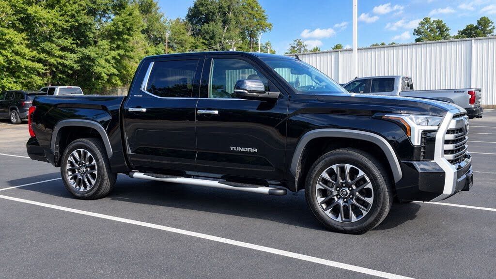 2022 TOYOTA Tundra