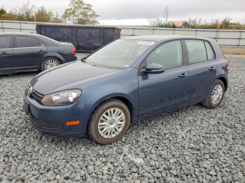 2014 VOLKSWAGEN Golf