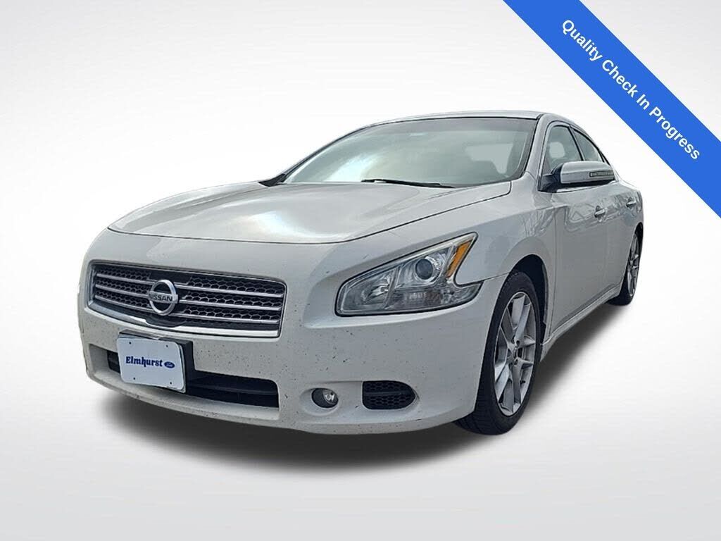 2011 NISSAN Maxima