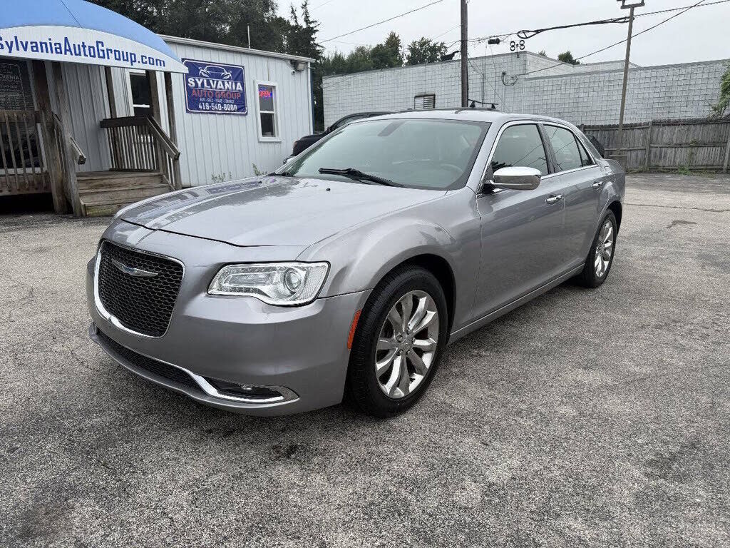 2018 CHRYSLER 300