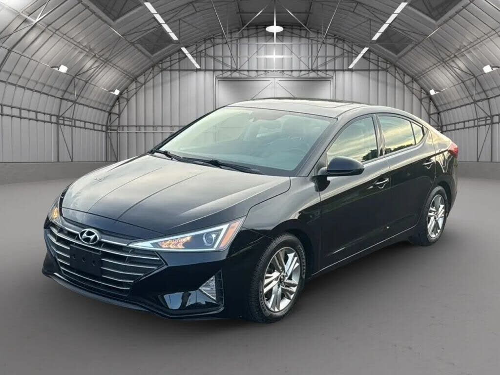 2019 HYUNDAI Elantra