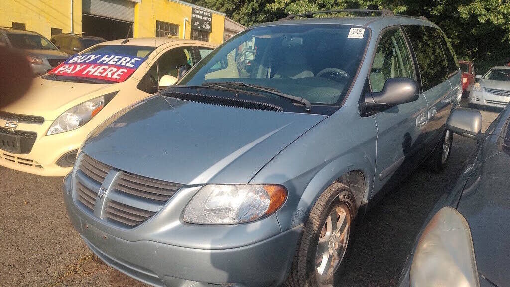 2005 DODGE Caravan