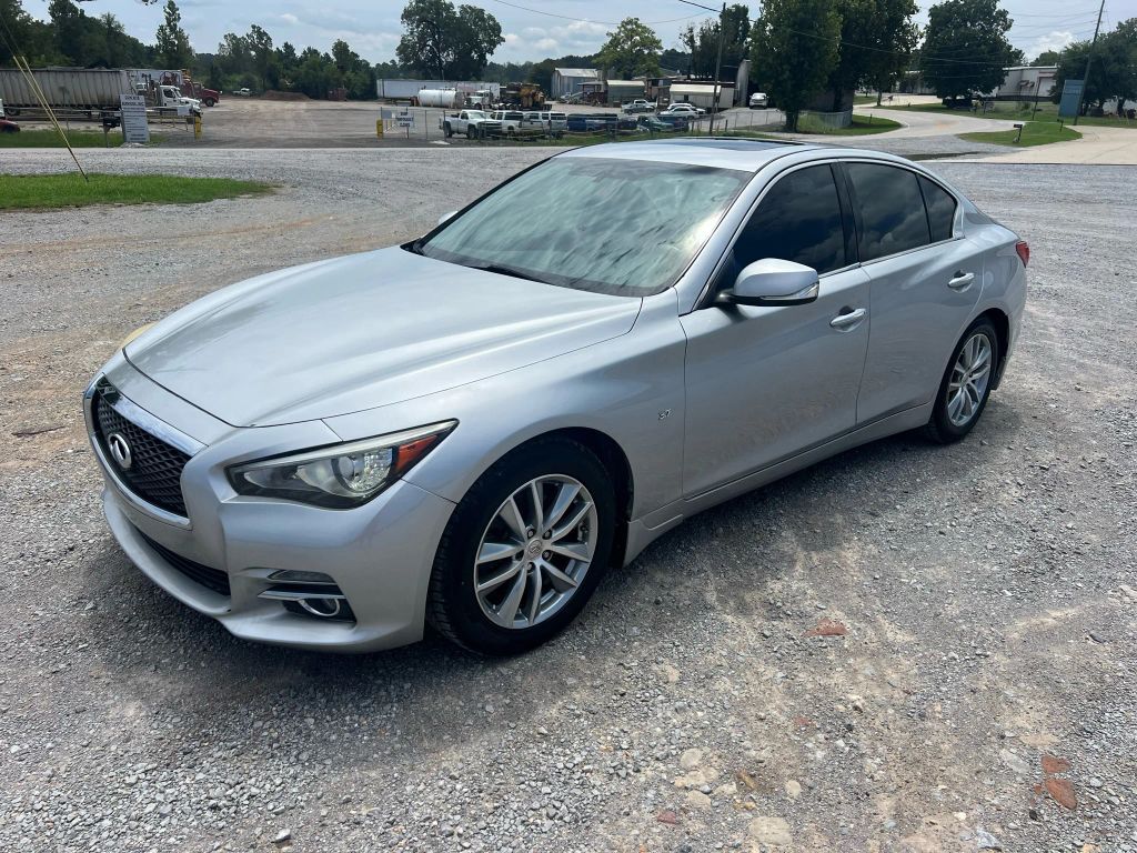 2014 INFINITI Q50