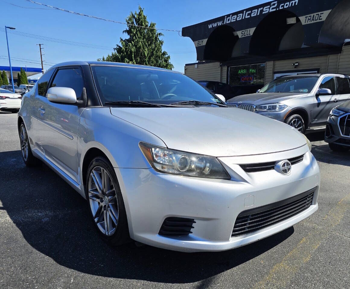 2011 TOYOTA SCION