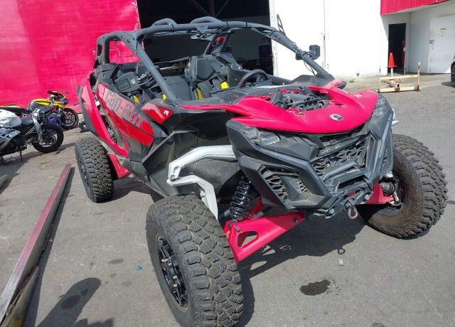 2024 CAN-AM Maverick R