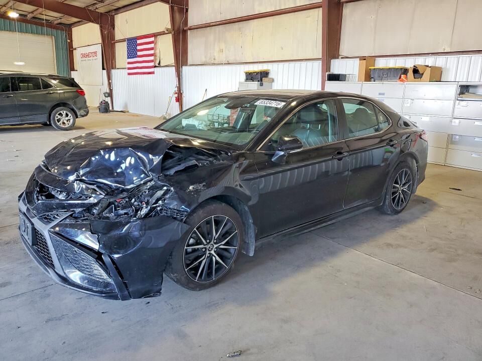 2022 TOYOTA Camry