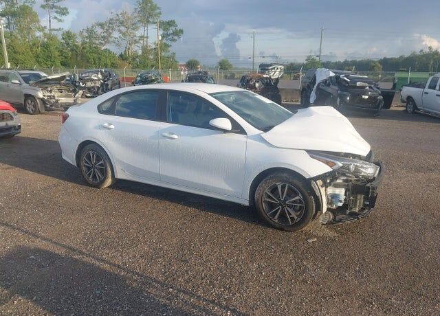 2023 KIA Forte