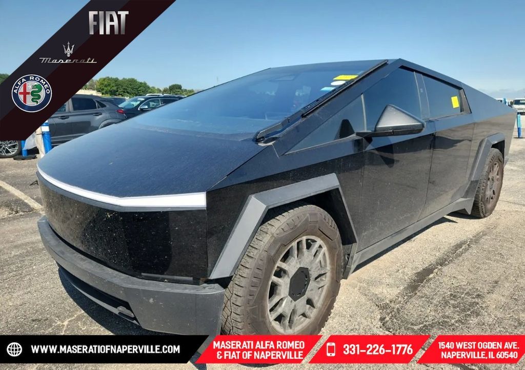 2024 TESLA Cybertruck