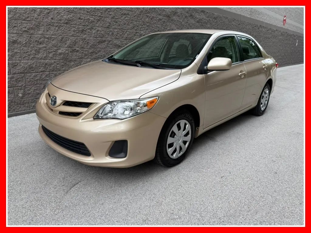 2011 TOYOTA Corolla