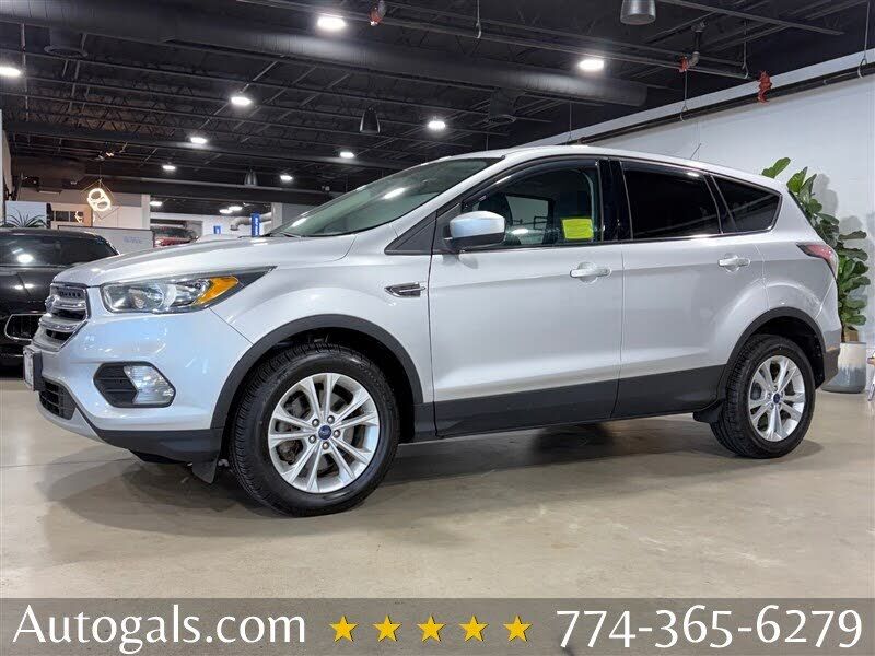 2017 FORD Escape