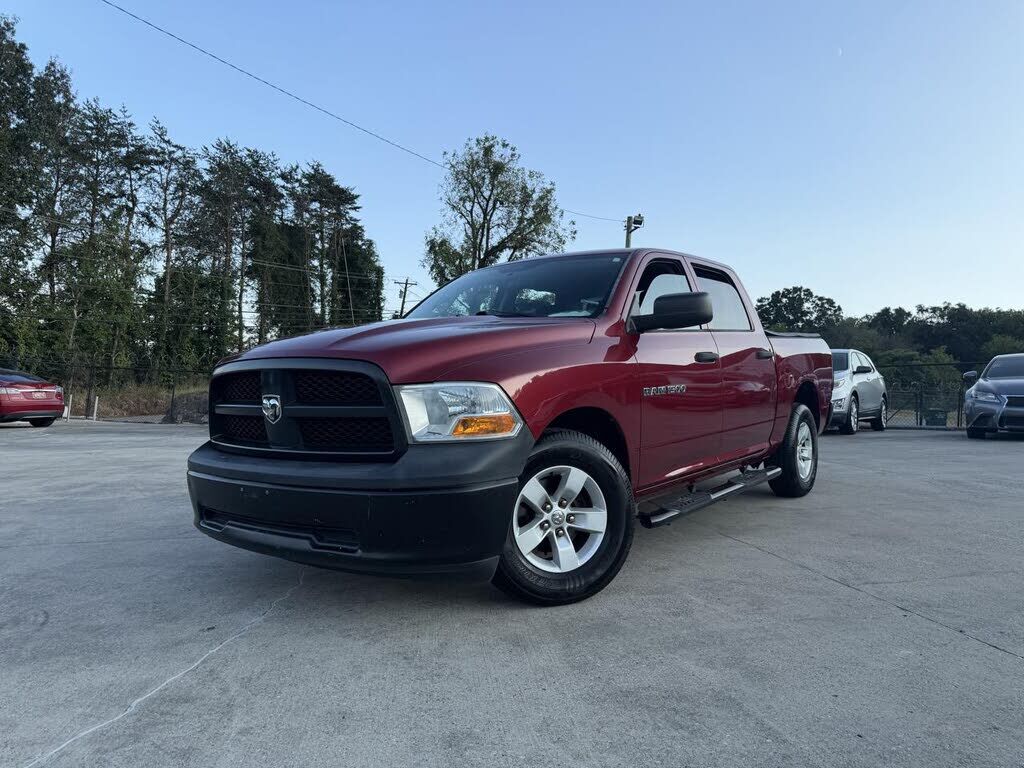 2012 DODGE Ram