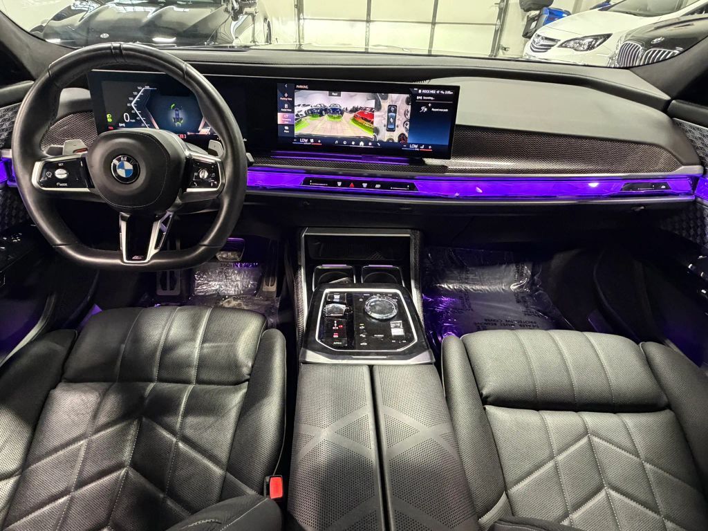 2024 BMW 760i