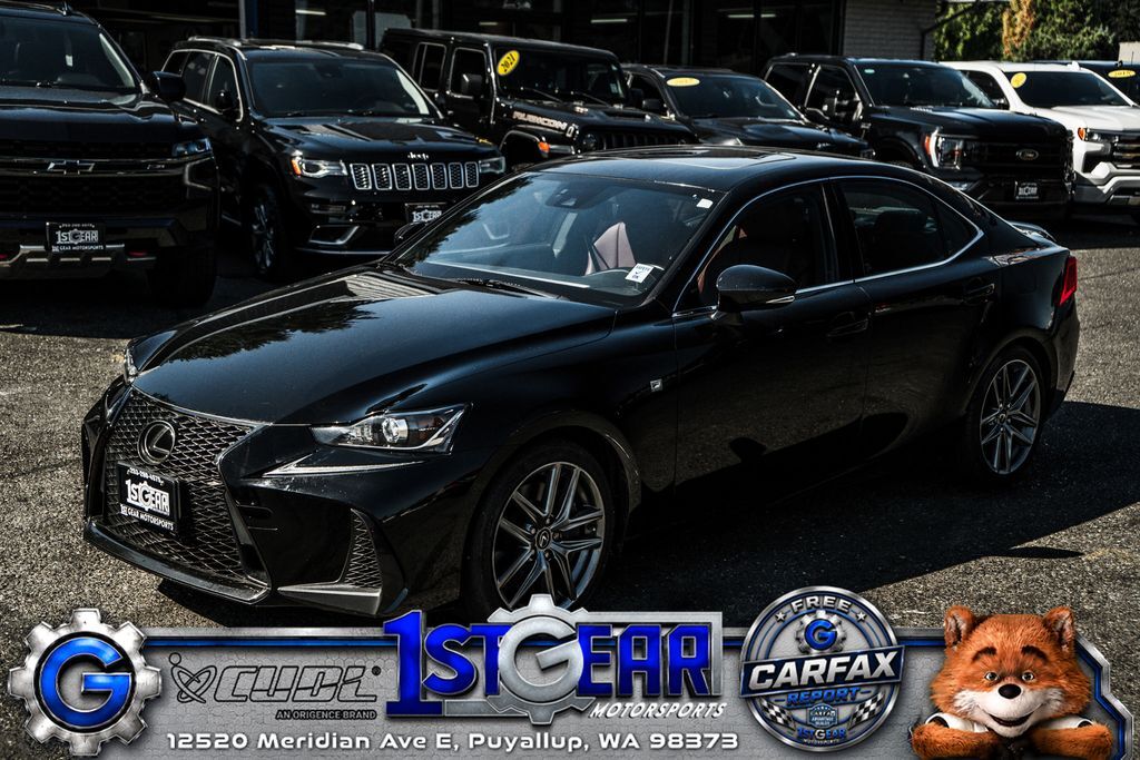 2017 LEXUS IS