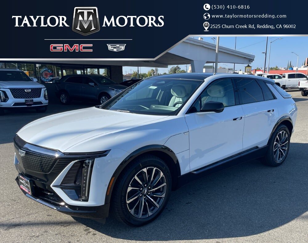 2026 CADILLAC Lyriq