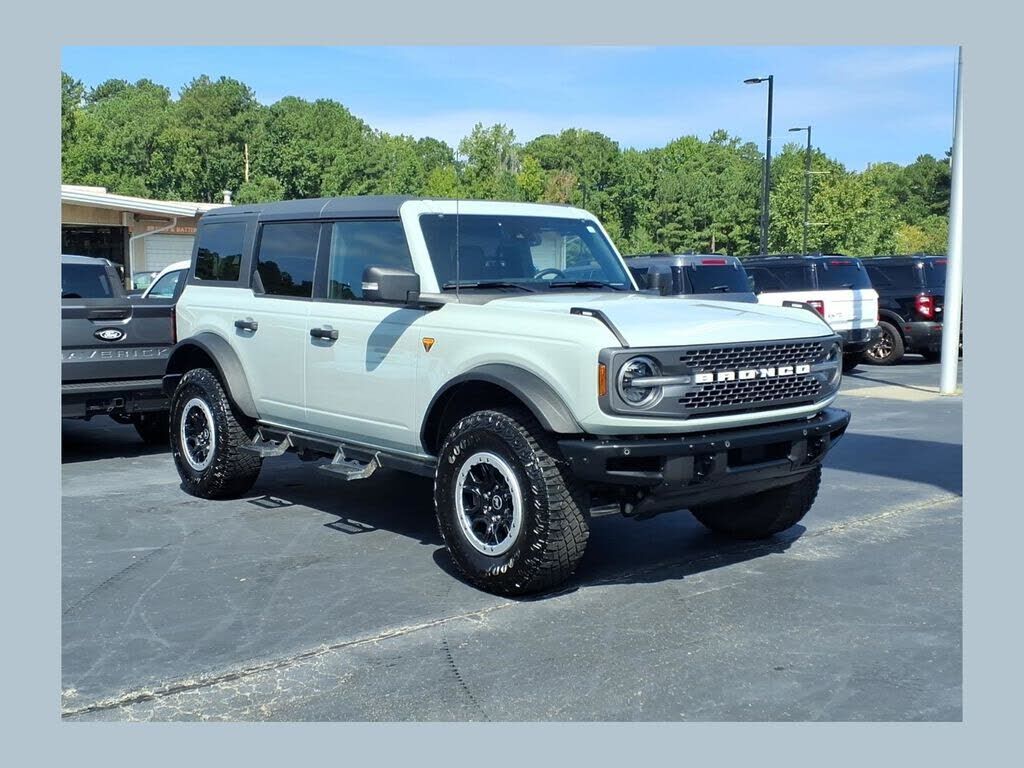 2024 FORD Bronco