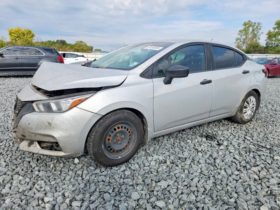 2020 NISSAN Versa