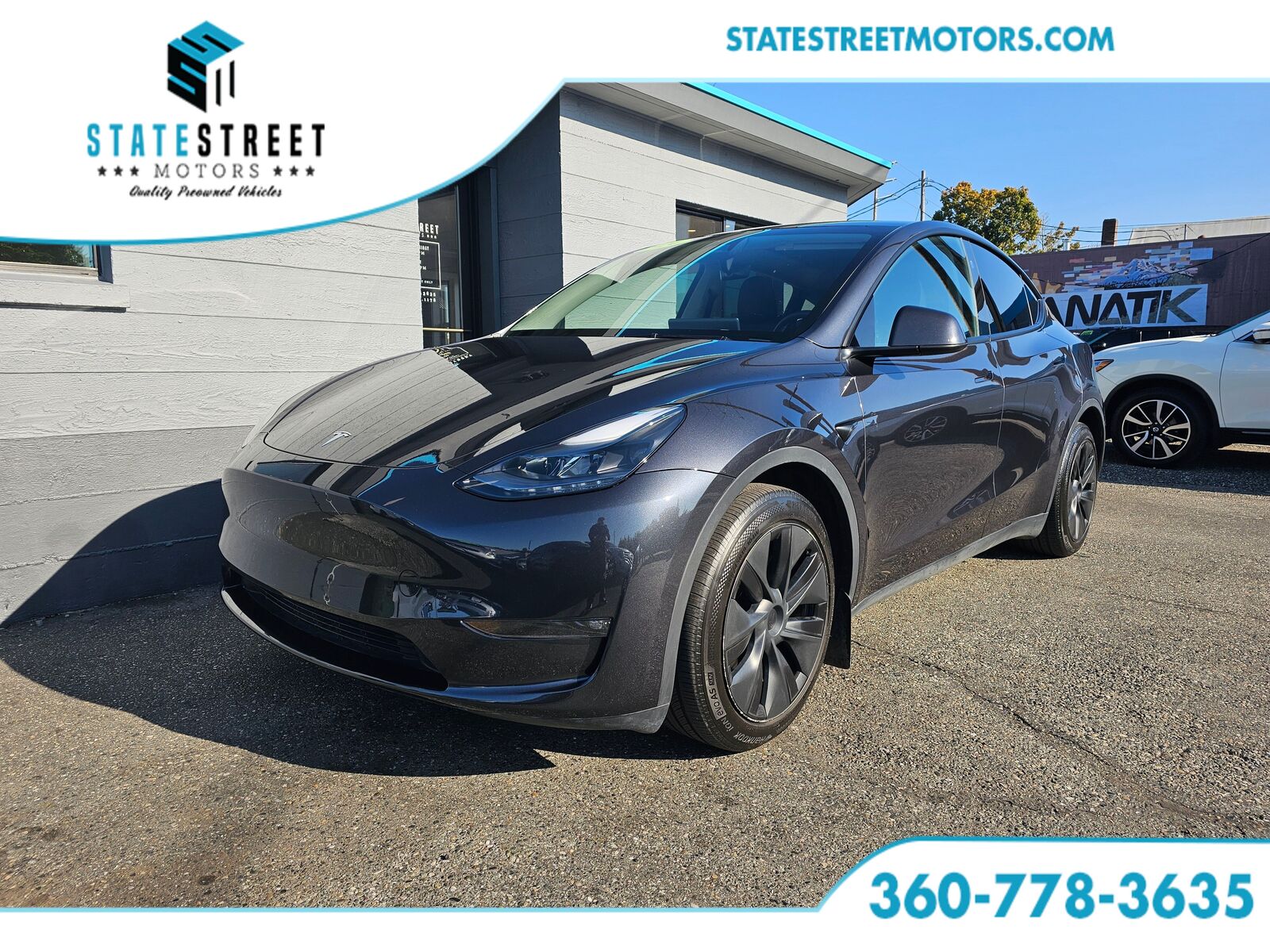 2024 TESLA Model Y