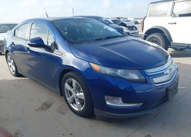2013 CHEVROLET Volt