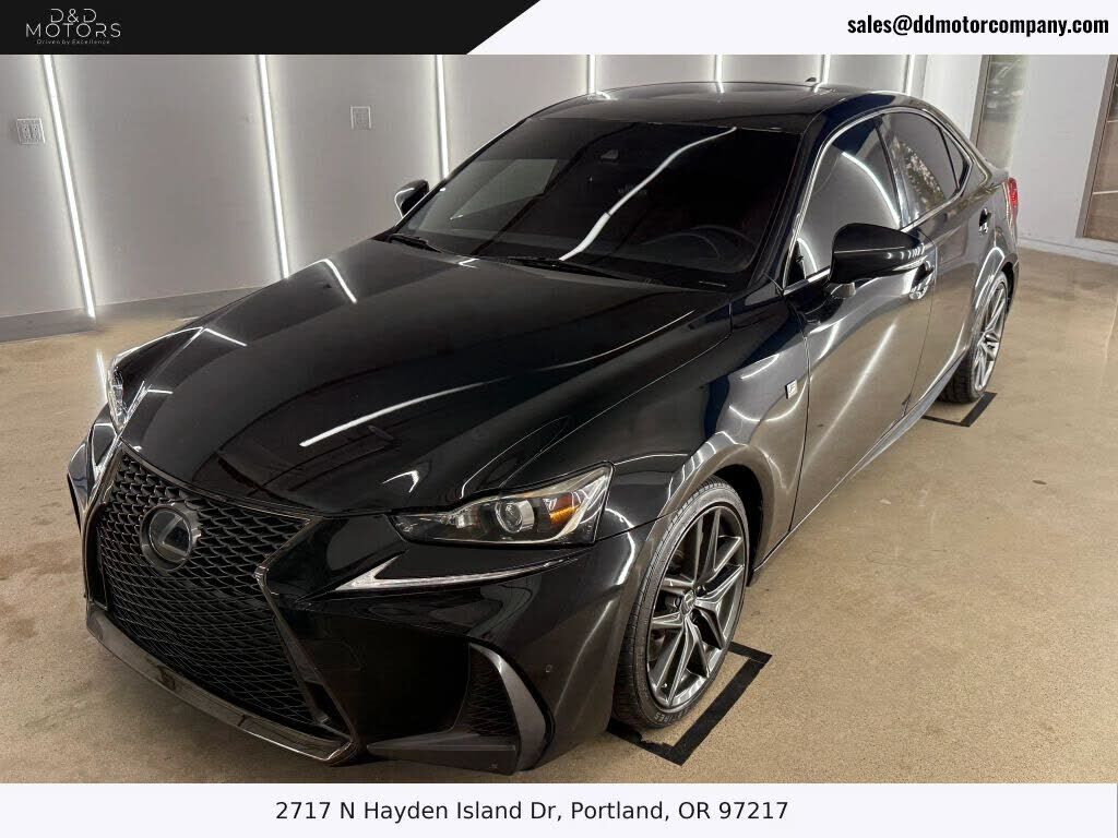 2019 LEXUS IS