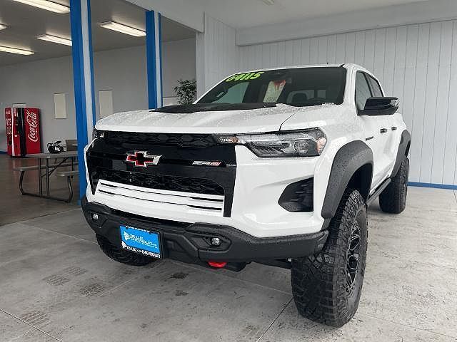 2025 CHEVROLET Colorado